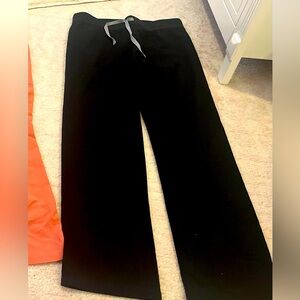 FIGS Medium, Tall, Livingston black scrub bottoms